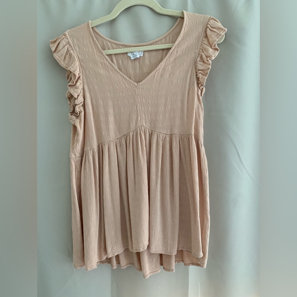 Peach colored top
